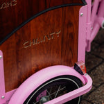 Chanty Cargo Kid – Pink inkl. hjelm, flaskeholder, håndtag i 2 farver og ringklokke - BørnecyklerneChantyBørnecyklernePink: BLC16 - LYRChanty Cargo Kid – Pink inkl. hjelm, flaskeholder, håndtag i 2 farver og ringklokke